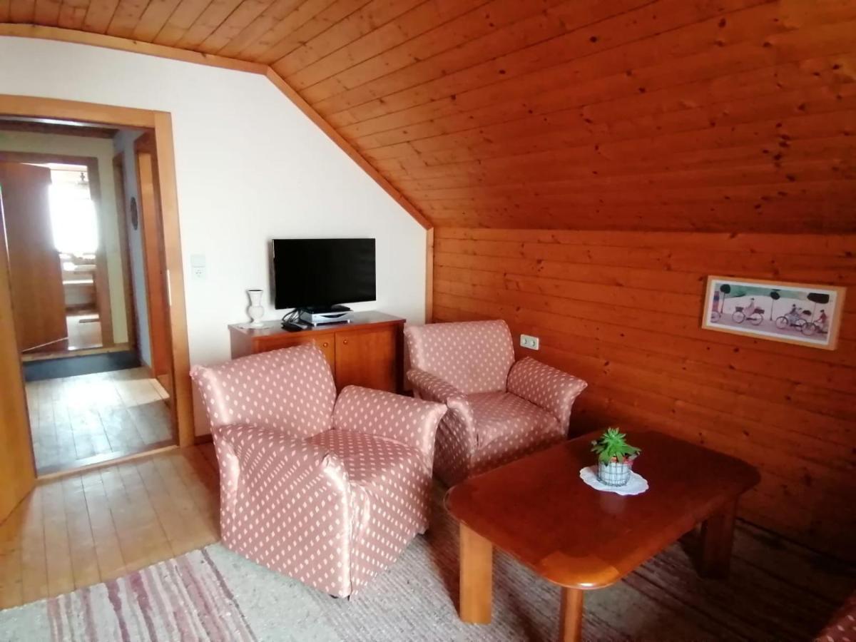 Sonnenplatz Appartment Ploninger Landhaus Bad Kleinkirchheim Luaran gambar